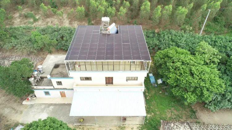 還在裝傳統陽光房？太傻了！如今大家都裝這個，美觀、環保還能賺錢！